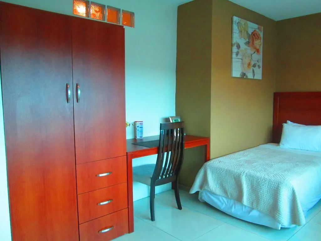 Hotel Garzota Inn Guayaquil